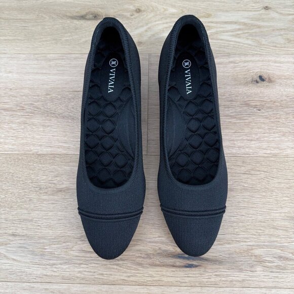 Vivaia Almond Toe Chunky Heels Julie Pro Size 42 US 10.5 Black Knit EUC $189 - Picture 3 of 13